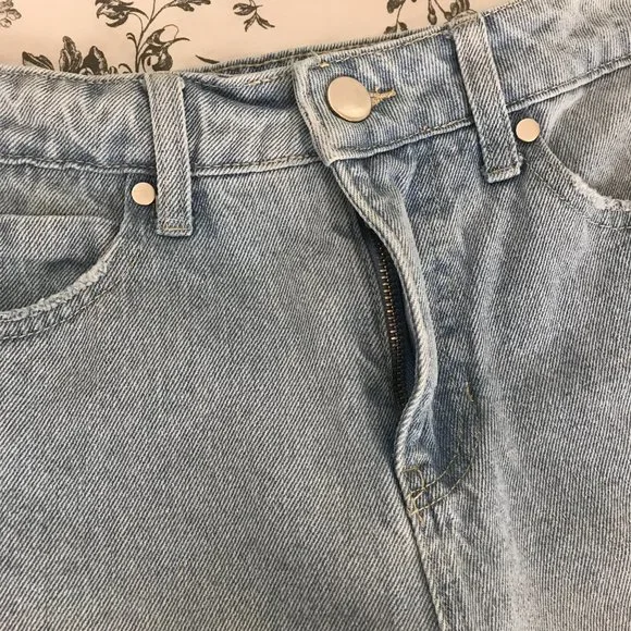 BP Jeans | Light Wash | Size 28 - Picture 8 of 11